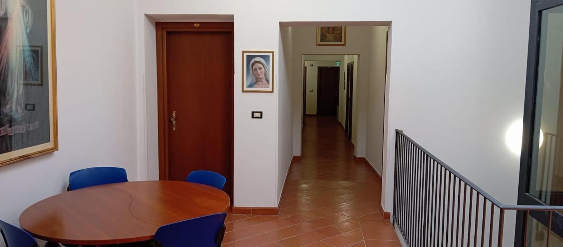 فندق Casa Famiglia Di Nazareth لوريتو المظهر الخارجي الصورة