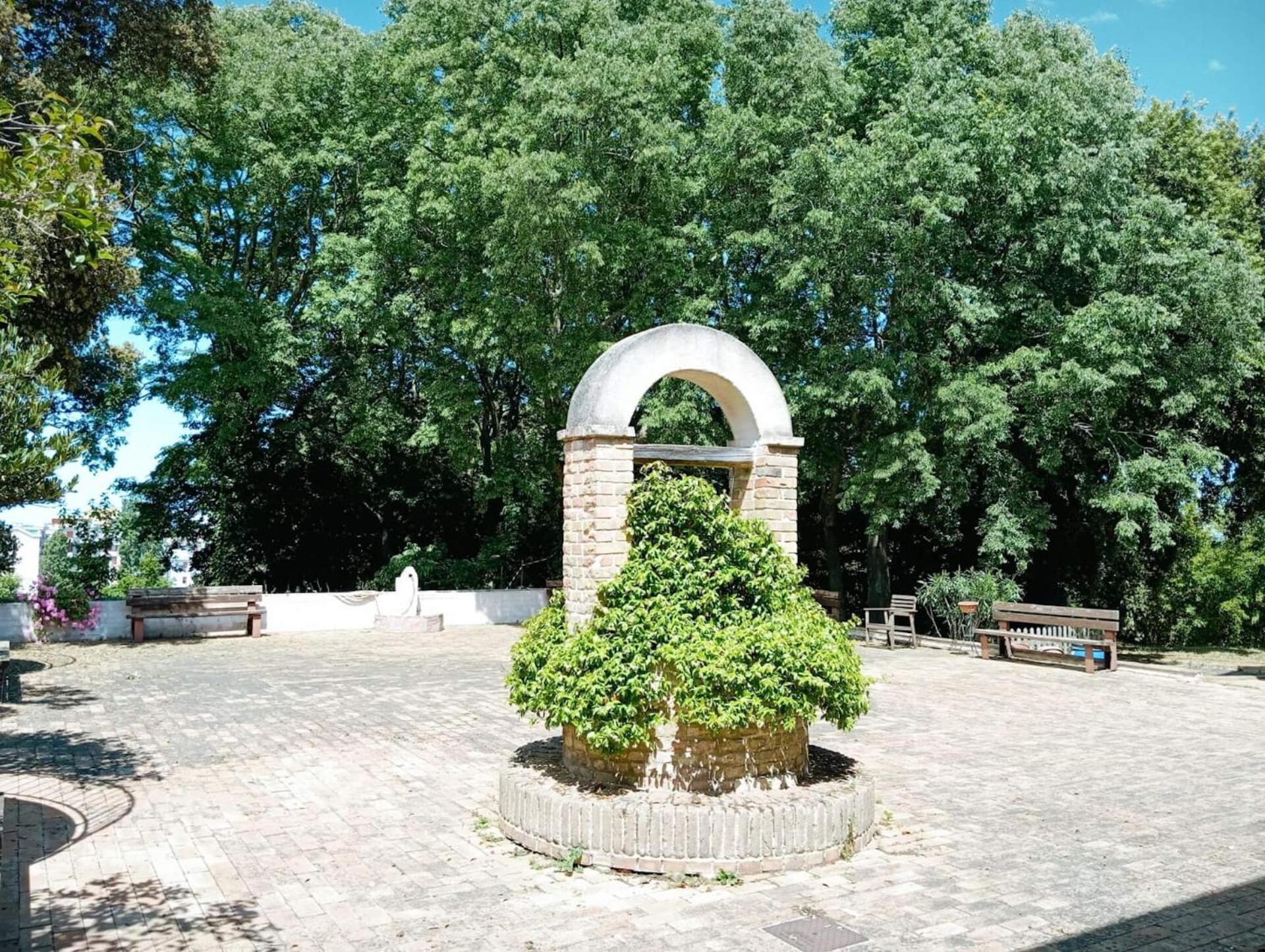 فندق Casa Famiglia Di Nazareth لوريتو المظهر الخارجي الصورة