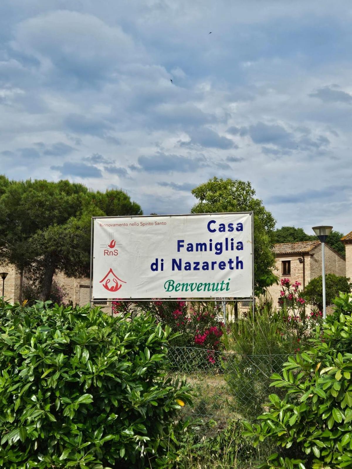فندق Casa Famiglia Di Nazareth لوريتو المظهر الخارجي الصورة